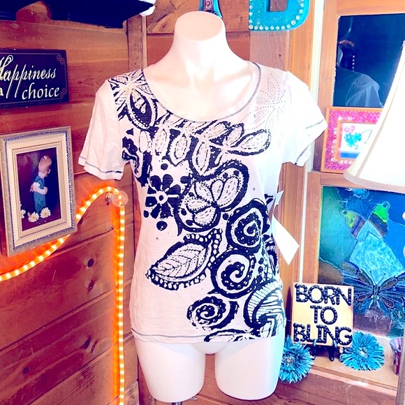 🆕Gorgeous NWT black n white sparkle shirt - Picture 3 of 14